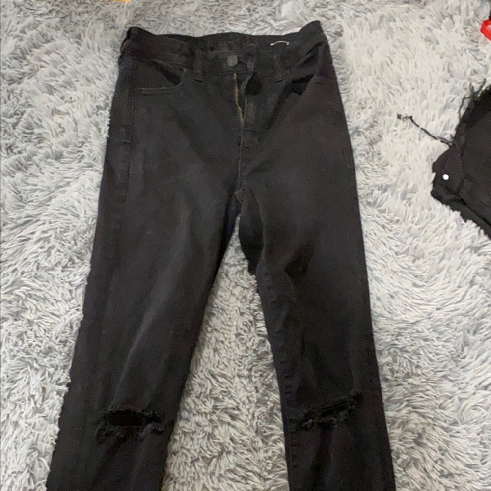 Ripped Knees, Skinny. American Eagle